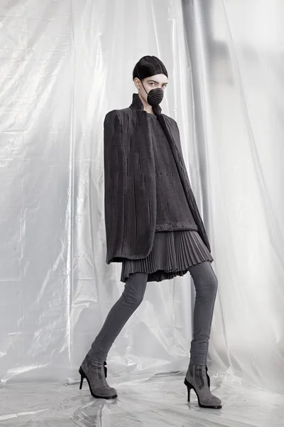 Look 24
